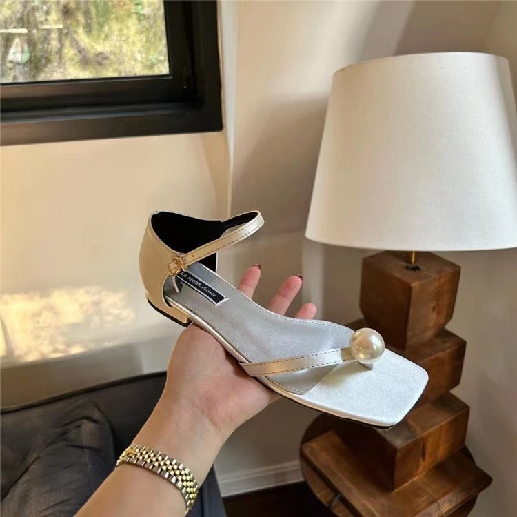 Nouveau sandale Style féerique bout carré