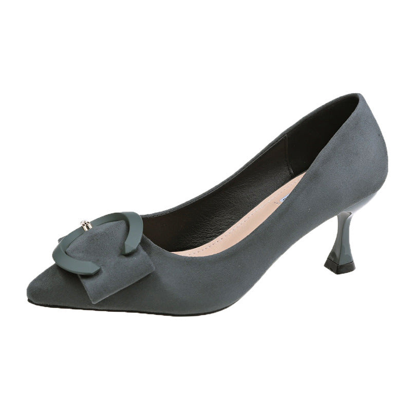 Superbes chaussures femme à talon aiguille pointu