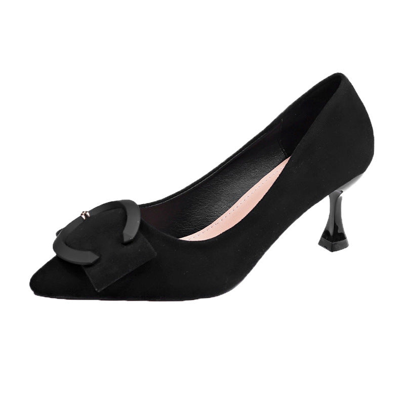 Superbes chaussures femme à talon aiguille pointu