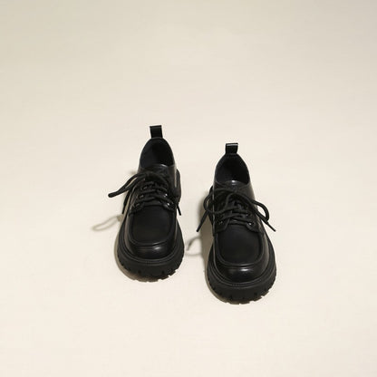 Chaussure élégante avec une semelle épaisse